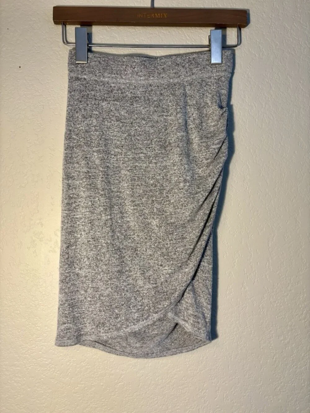 Aritzia Heather Gray Wilfred Free Tulip Skirt Sz XXS
